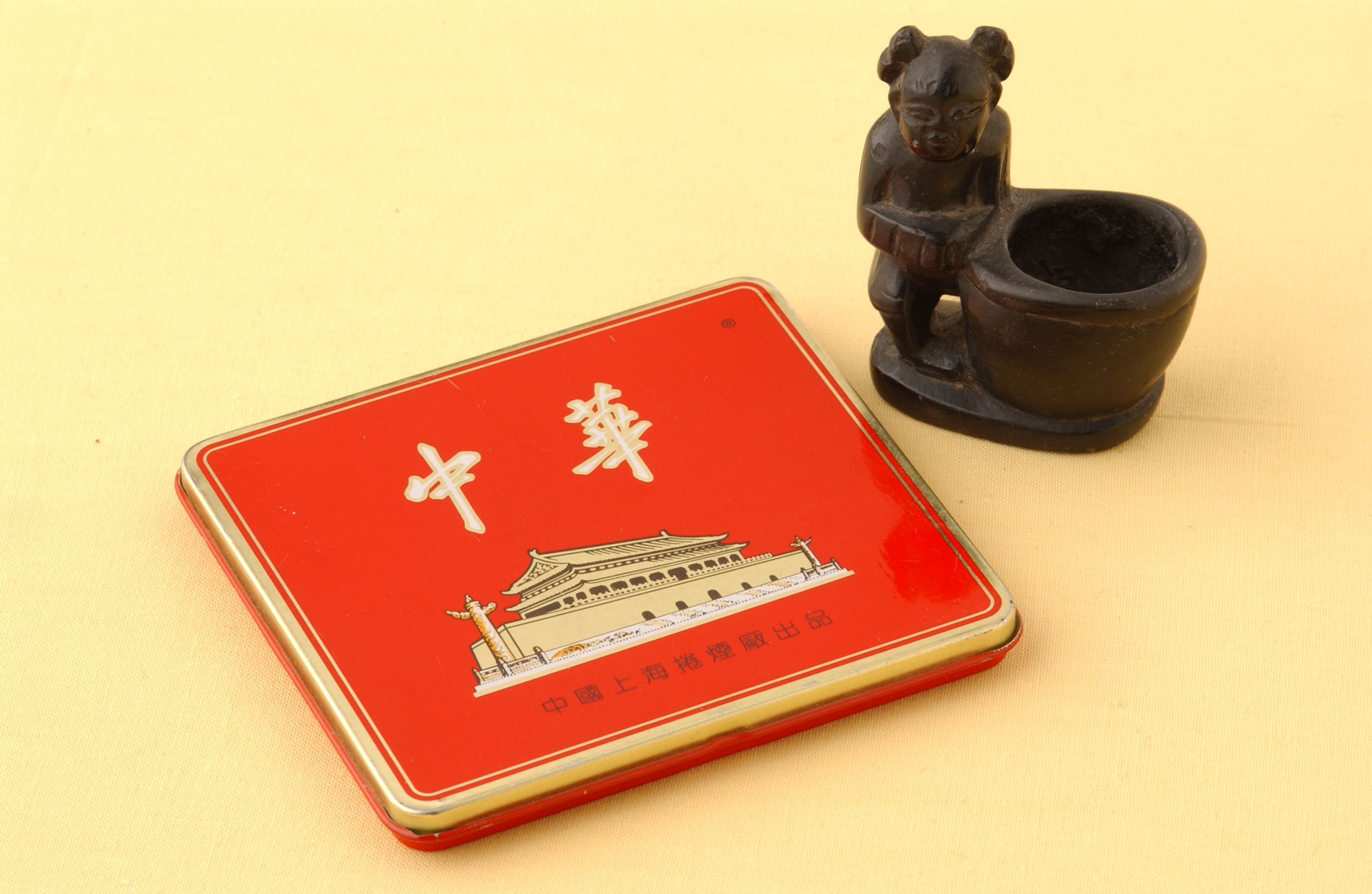 Mao's collection 烟盒 yānhé 烟灰缸 yānhuīgāng | 日中いぶこみ百景